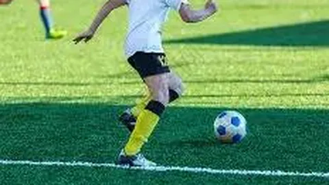 TES在季中杯力挫FPX，创队史首冠纪录