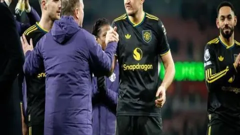 官方确认：塞内加尔足球巨星马内加盟拜仁慕尼黑！